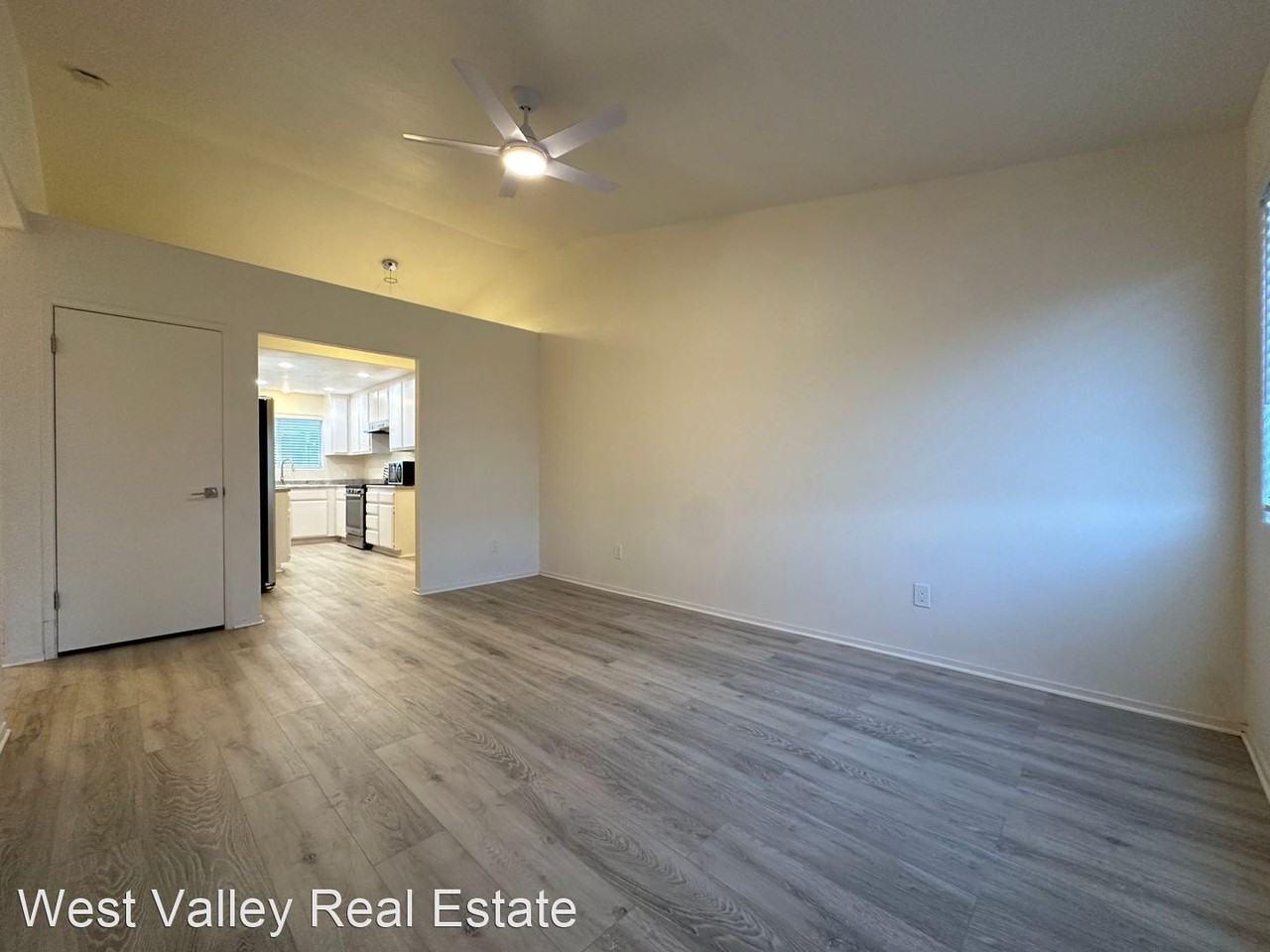 405 S 6th St - Photo 2 of 14