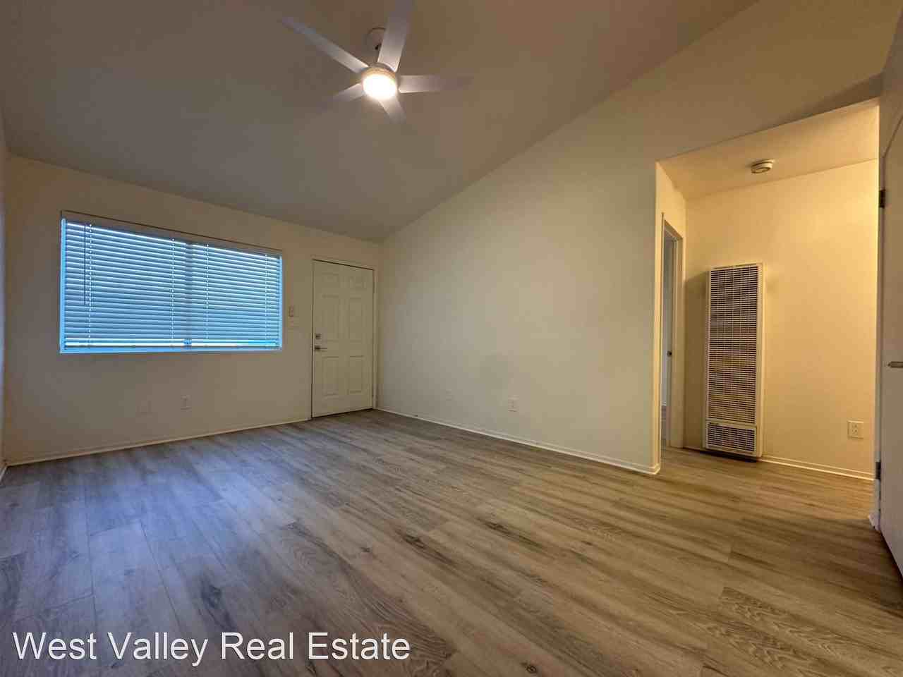 405 S 6th St - Photo 3 of 14