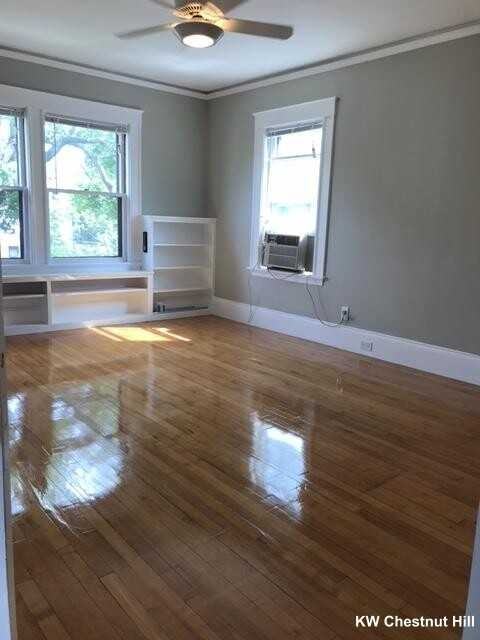 Centre St - Photo 3 of 14