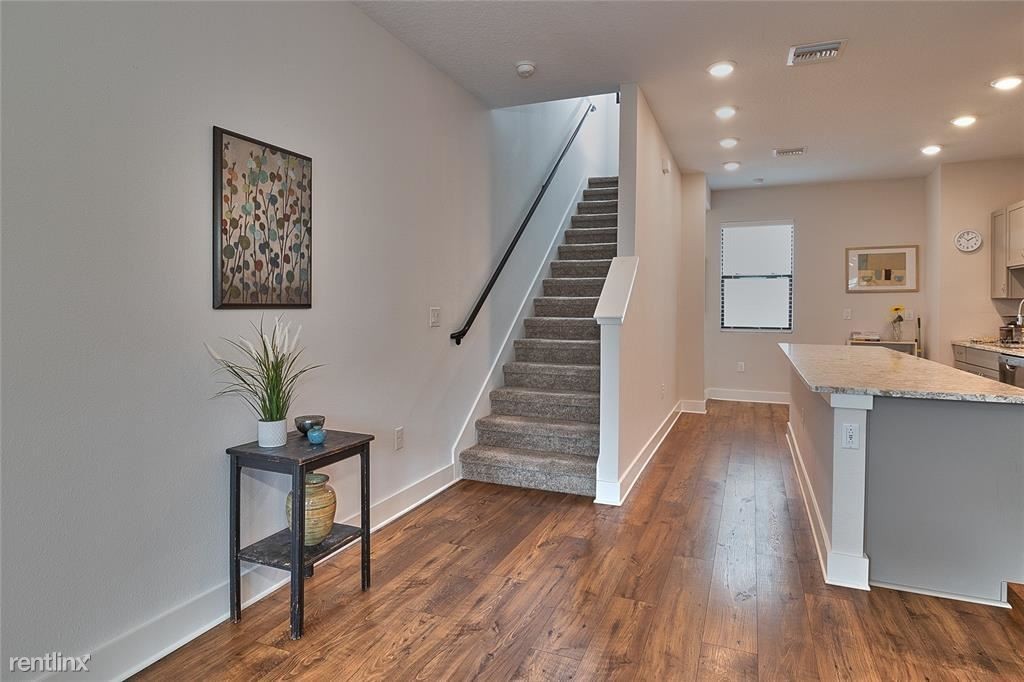 1192 25th Way N - Photo 2 of 6