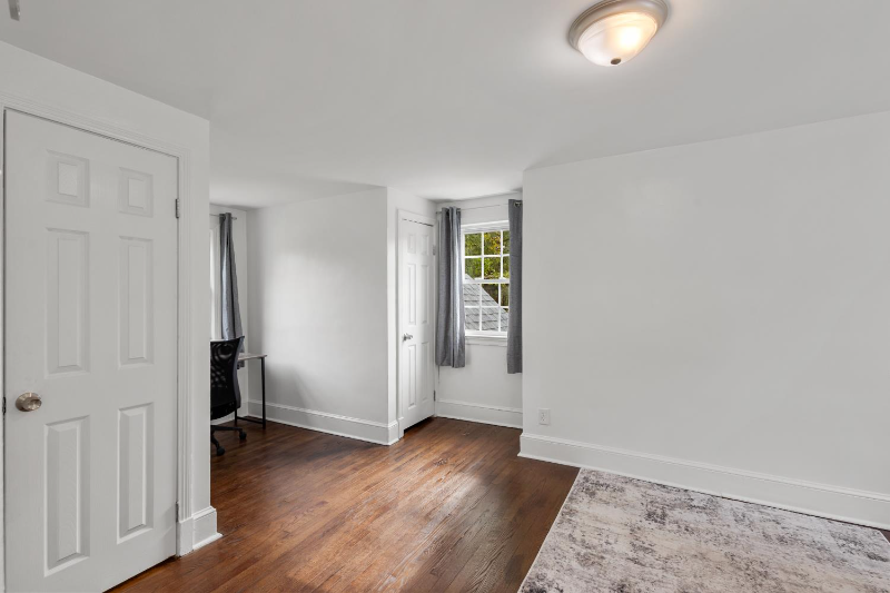 123 Hopewell Oaklawn - Photo 2 of 26