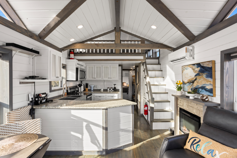 96 Arcturus Dr - Photo 2 of 50