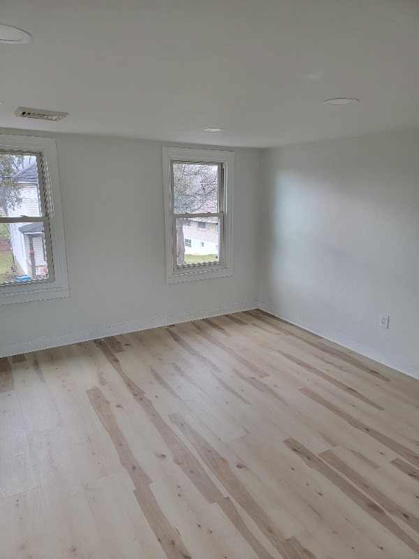 352 High St #C - Photo 3 of 10