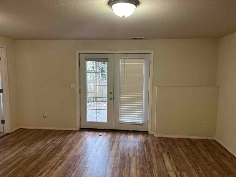 200 202nd St Se - Photo 2 of 12