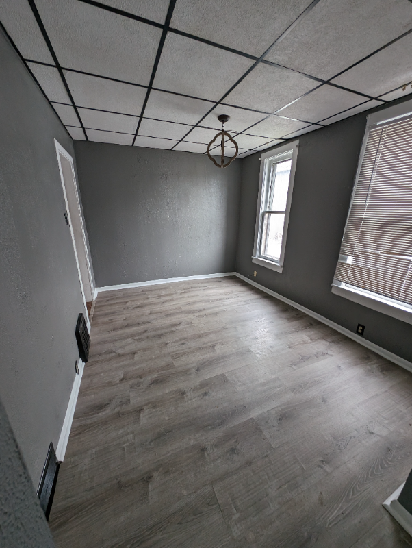 17 Mock St - Photo 3 of 12