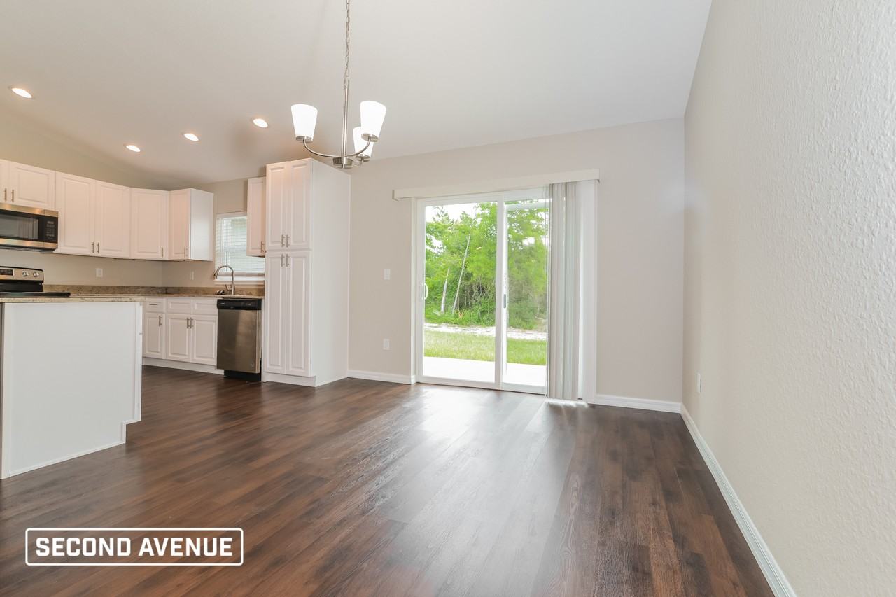 4605 Sw 158th Street Rd - Photo 4 of 20