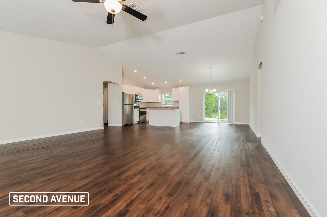 4605 Sw 158th Street Rd - Photo 7 of 20