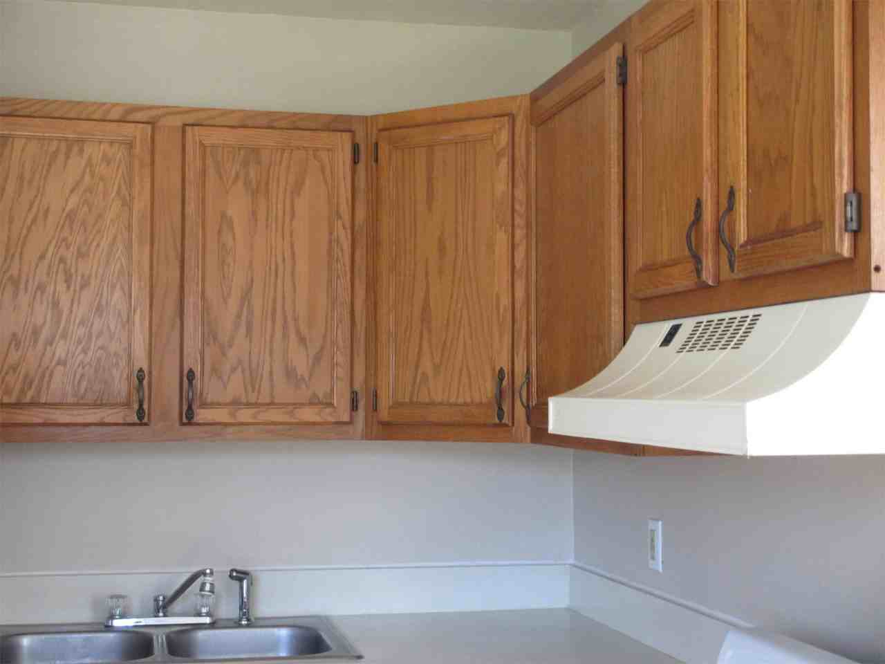 2569 Ackley Ave #1 - Photo 7 of 26