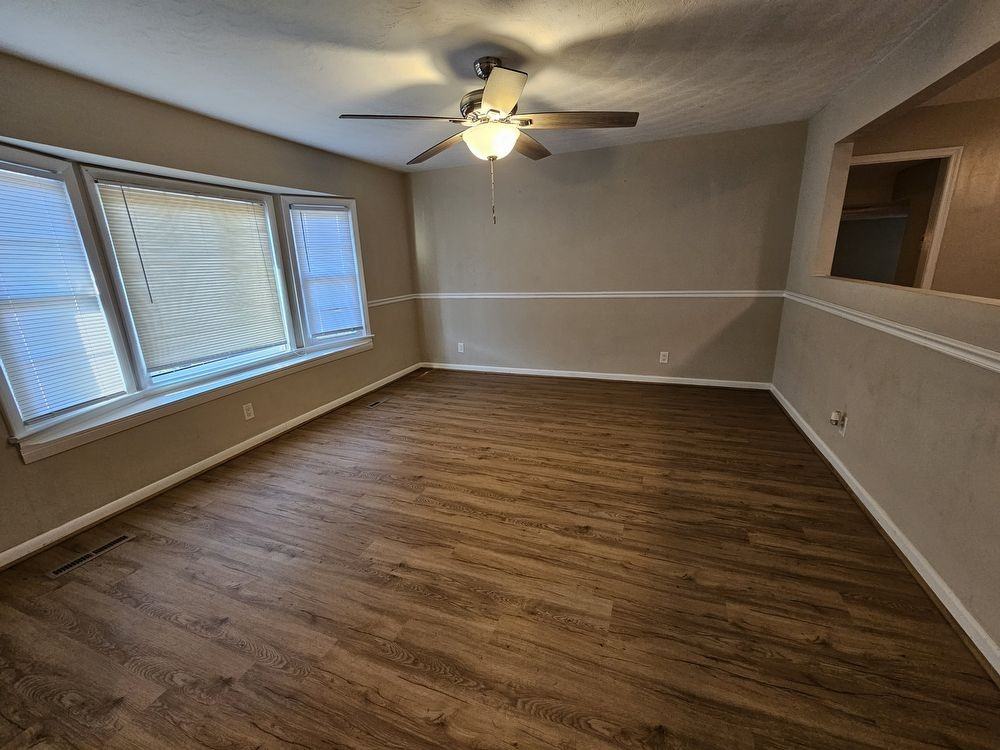721 Colony Manor Rd - Photo 2 of 27