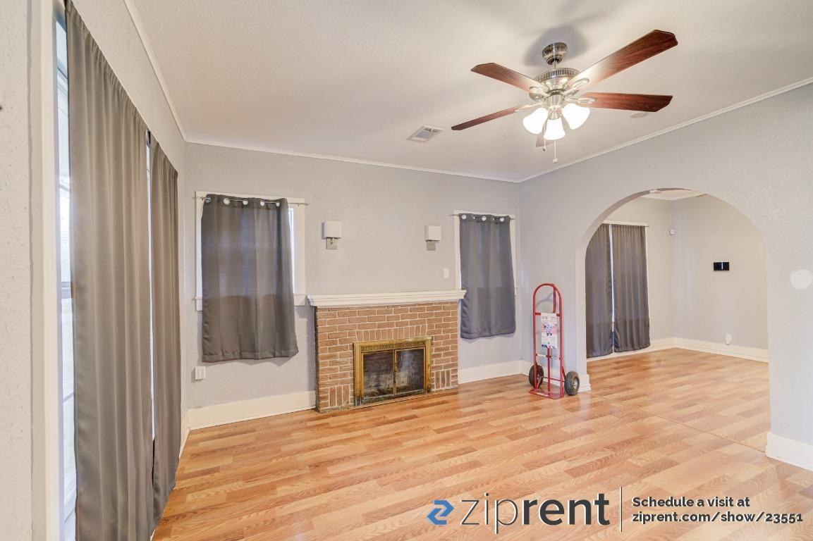 4090 Woodlawn St - Photo 2 of 17