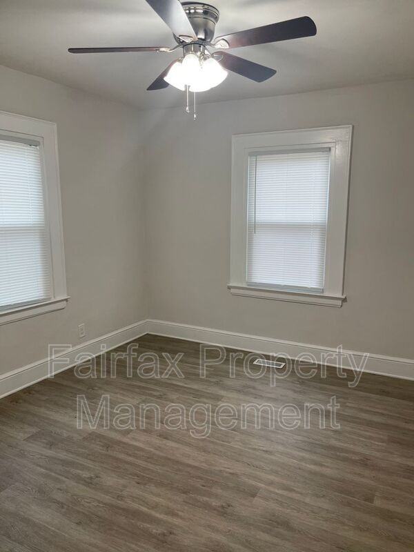 1212 N Miami Blvd - Photo 6 of 24