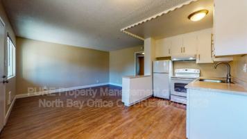 featured image of 555 Dexter St #I