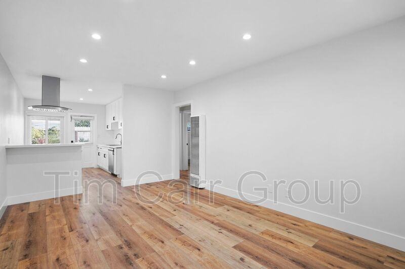 1505 Clay St - Photo 3 of 13