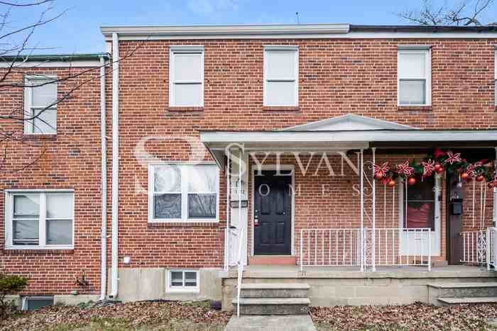 1712 White Oak Ave - Photo 2 of 16