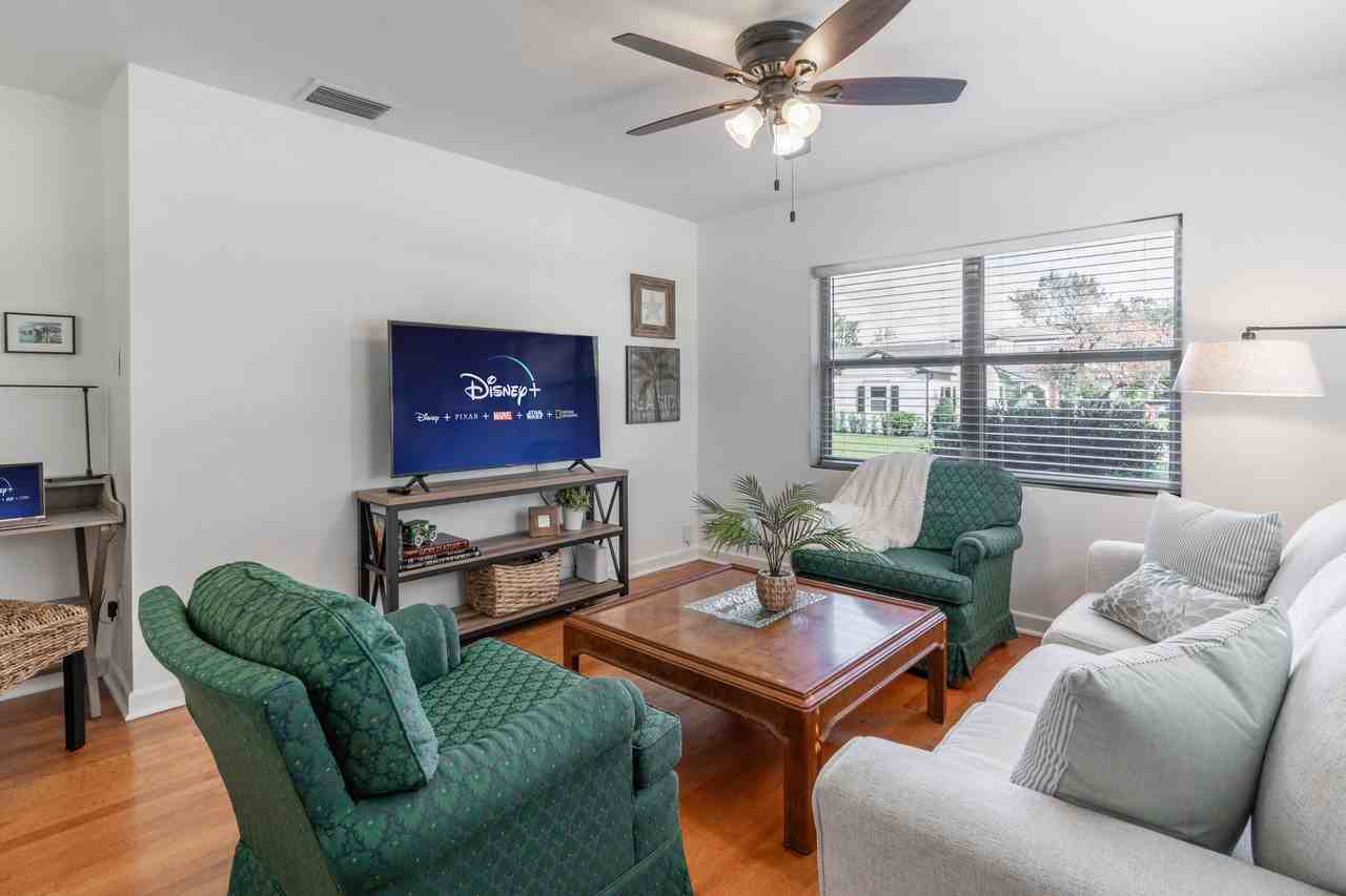 733 Delaney Park Dr #1 - Photo 3 of 29