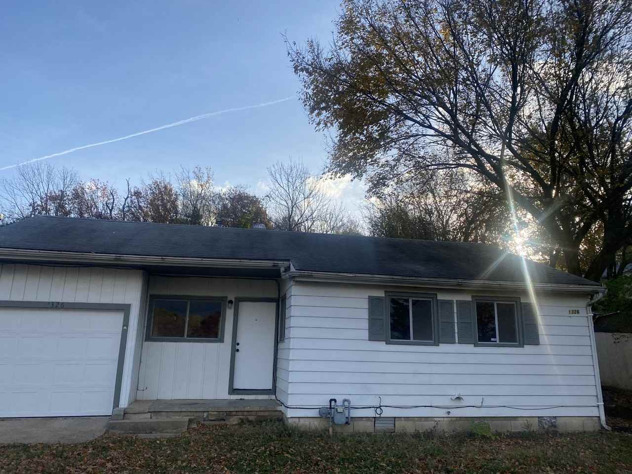 1326 N Gregg Ave #NA - Photo 2 of 17