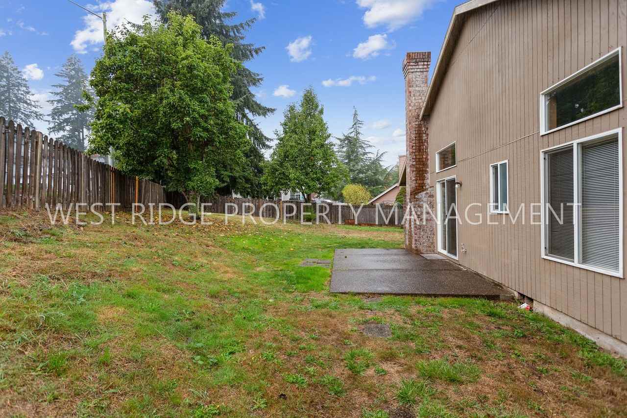 12759 Sw Morning Hill Ct #1 - Photo 3 of 22