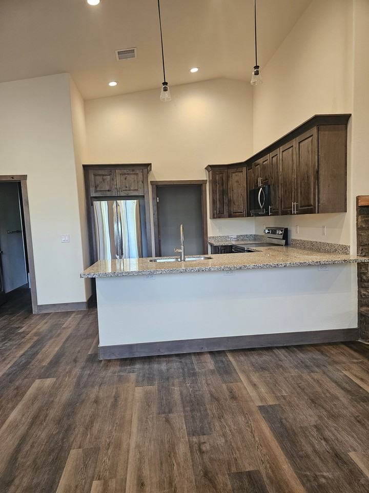 2840 West Villa Loop - 1 #1 - Photo 3 of 9