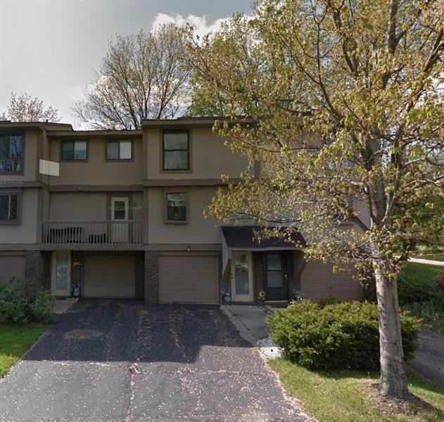 504 Hunters Path Rd, Bridgeville, PA 15017 2 Bedroom House for 1,500