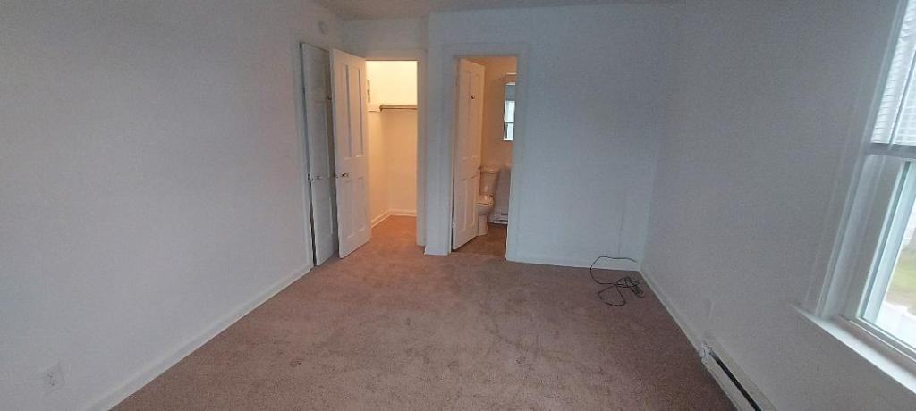 914 North Main Street - Photo 7 of 11