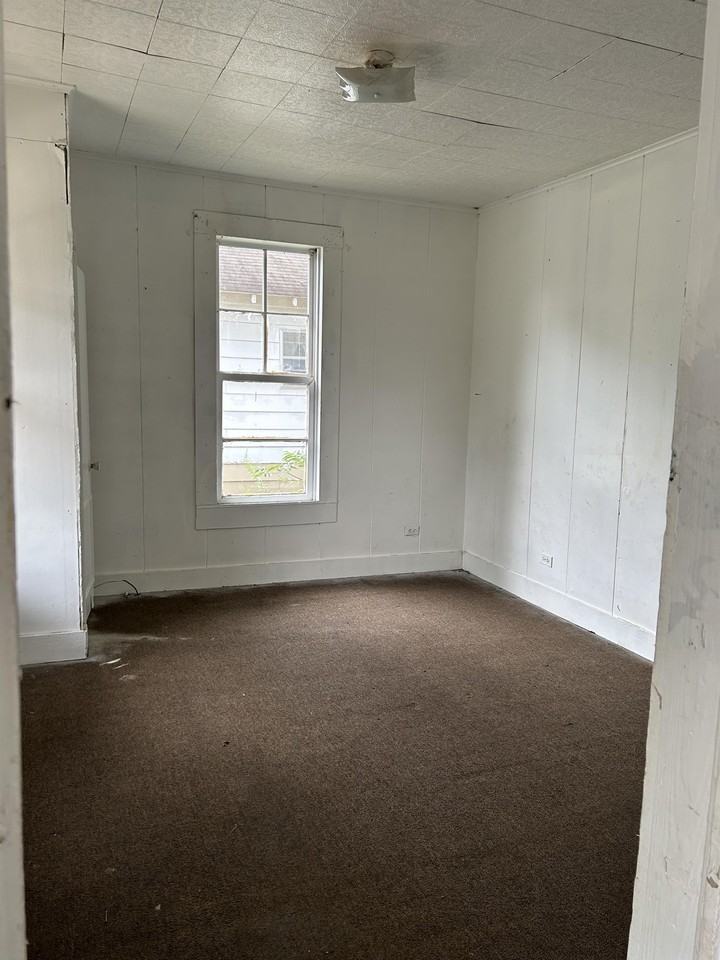 3506 Lee Ave - Photo 3 of 10