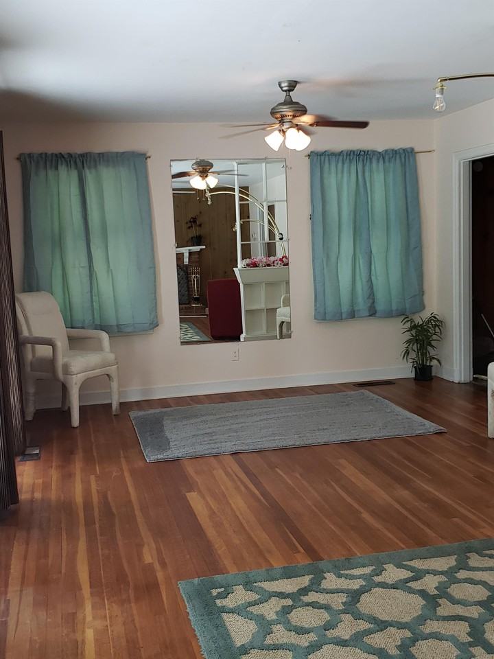 5041 E Shore Dr #1 - Photo 7 of 14