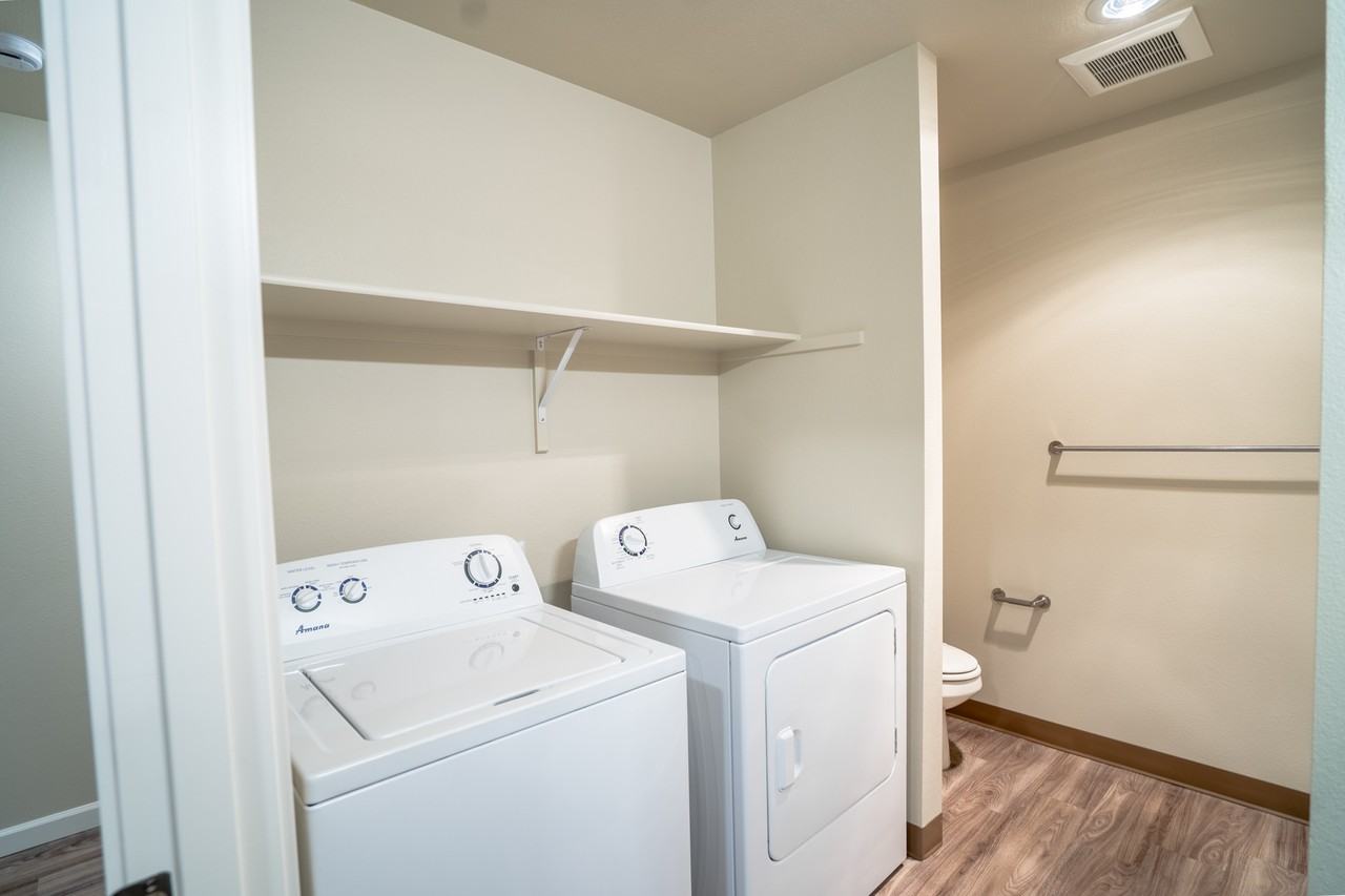 1041 Schurman Drive South - Photo 3 of 50