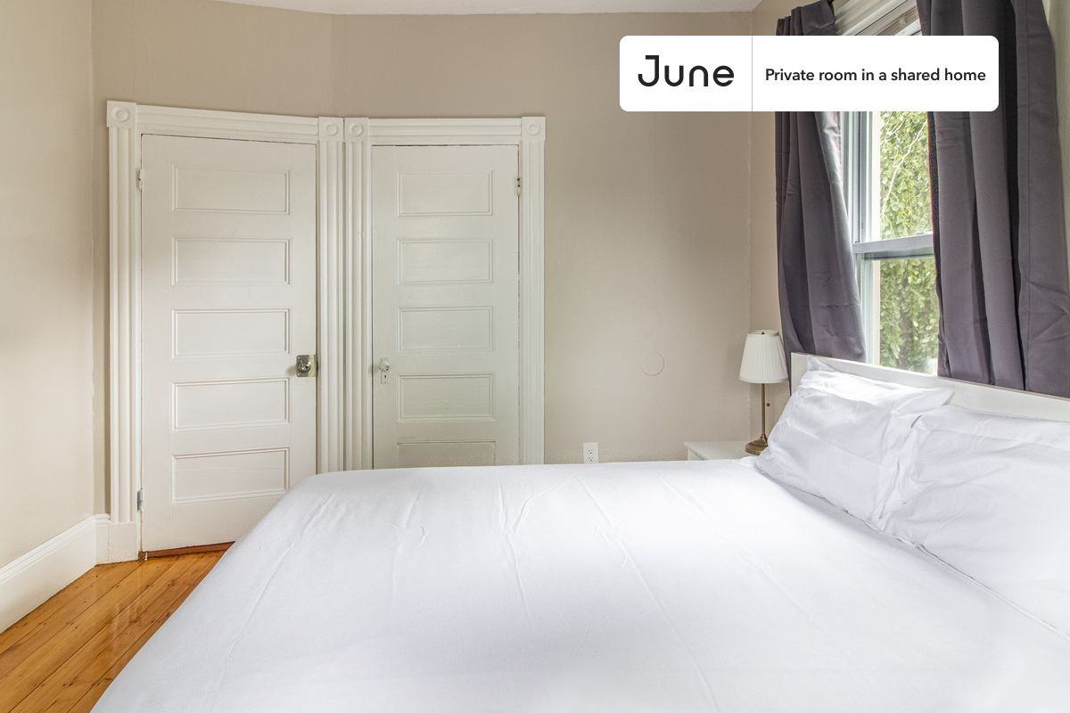 35 Catawba St #A - Photo 4 of 14