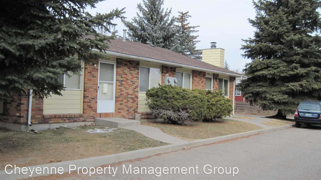 Townsend Place - Photo 2 of 5