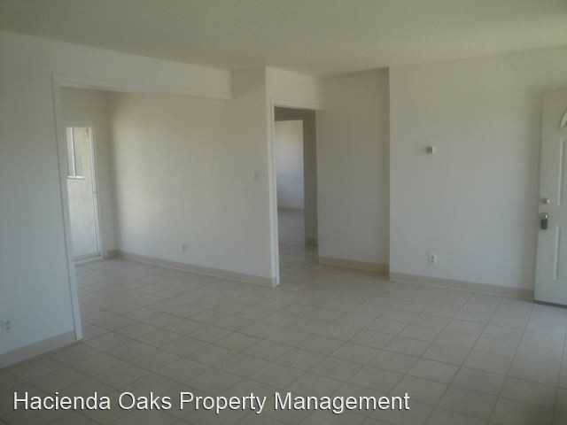 904 N Bradley Rd - Photo 2 of 9