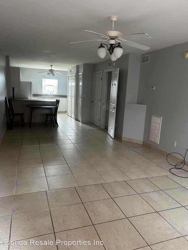 4023-4029 Skyline Blvd - Photo 3 of 7