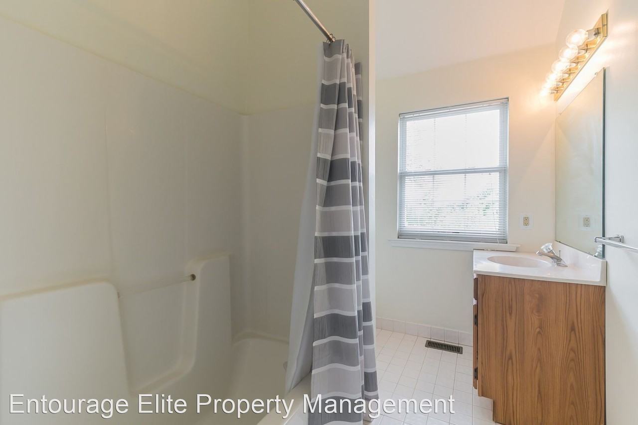 523 Bullock St - Photo 2 of 29