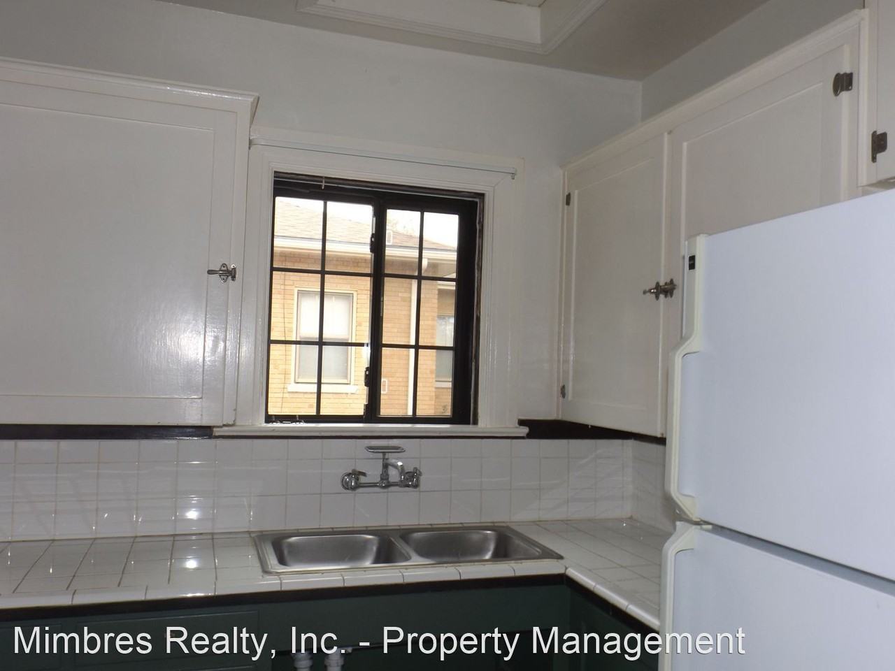 807 W. Black St - Photo 2 of 7