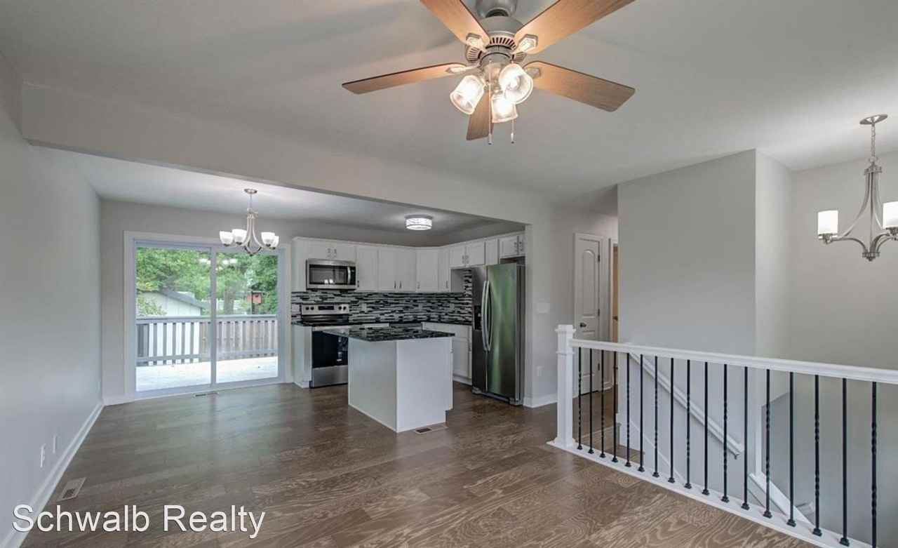 12962 Meredith Ave - Photo 3 of 20