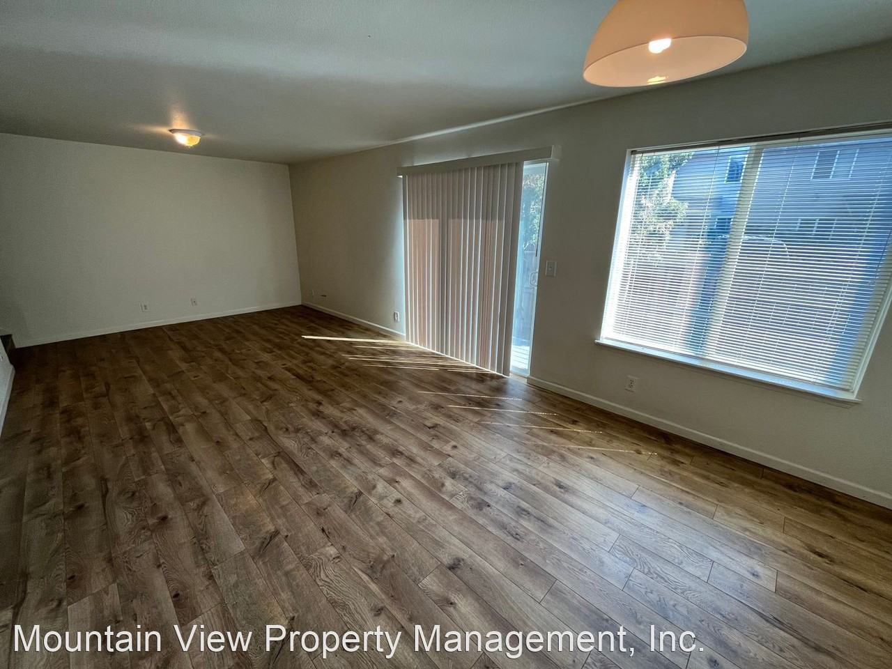 1453 NE Tucson Way - Photo 2 of 13