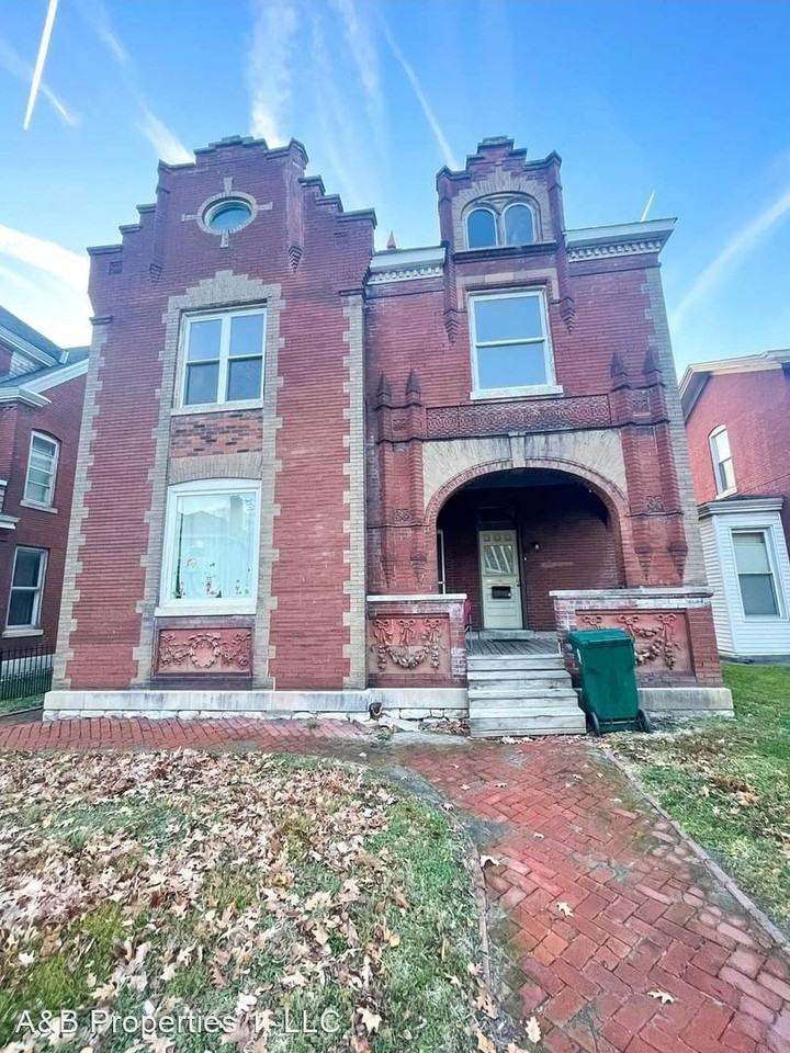 208 S. 12th St. Apartments 208 S 12th St, Quincy, IL 62301 Zumper