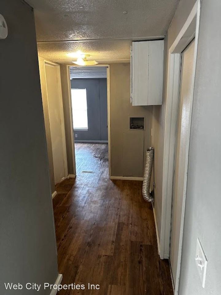 CR 41514/FM 2494 - Photo 3 of 11