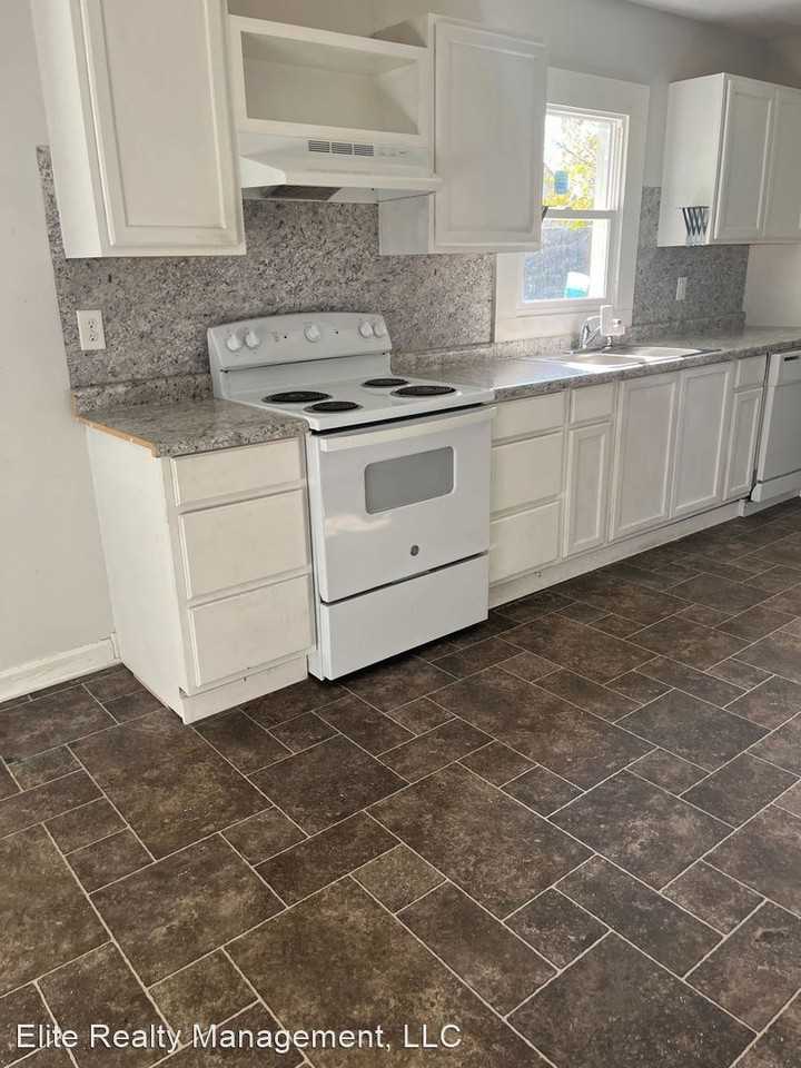 1829H Calhoun St - Photo 3 of 3