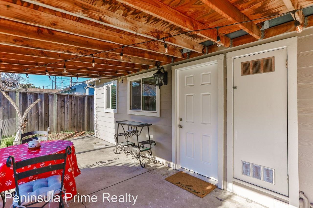 3415 Hoover St - Photo 2 of 7