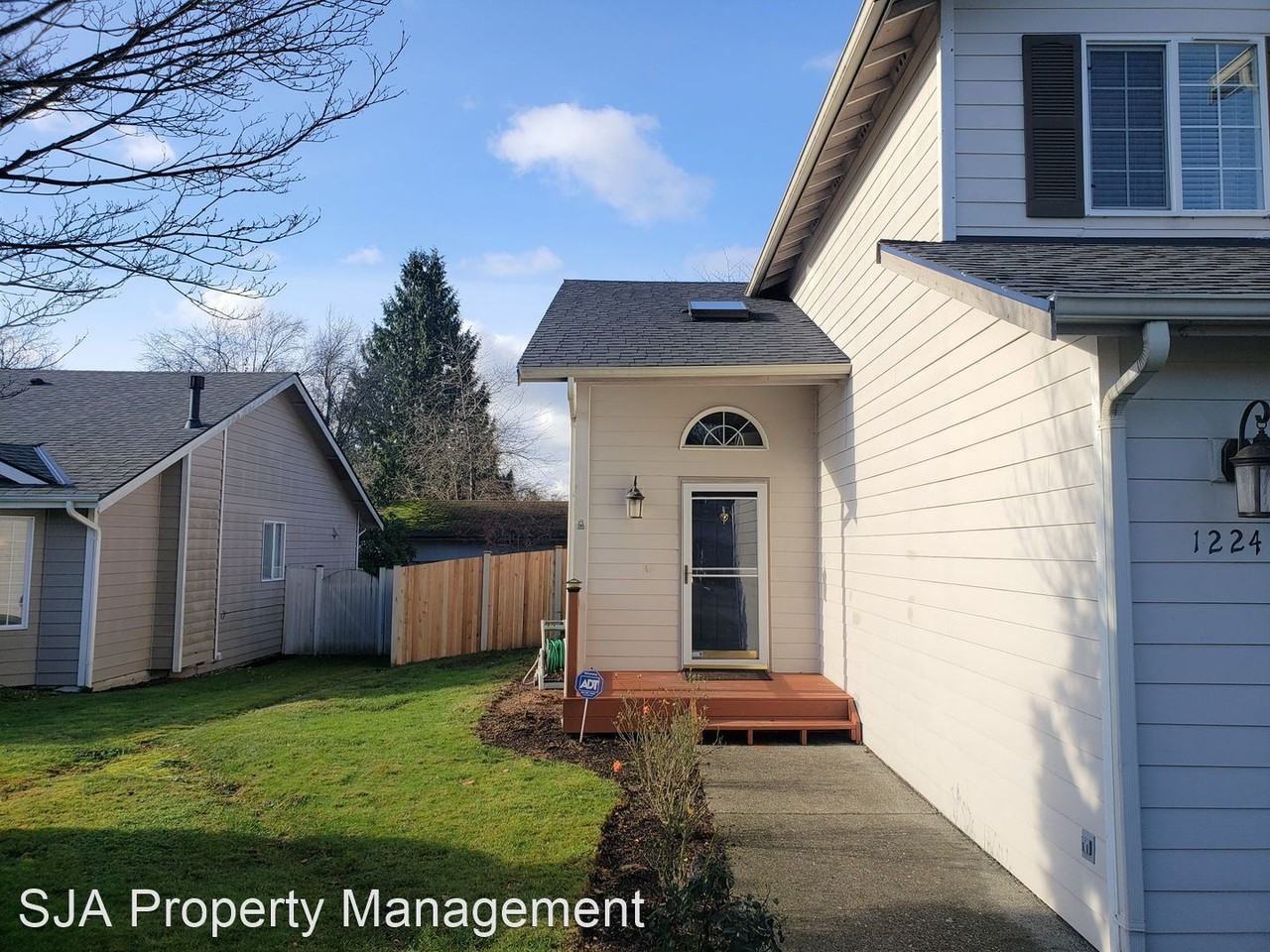 1224 Madrona Dr - Photo 2 of 32