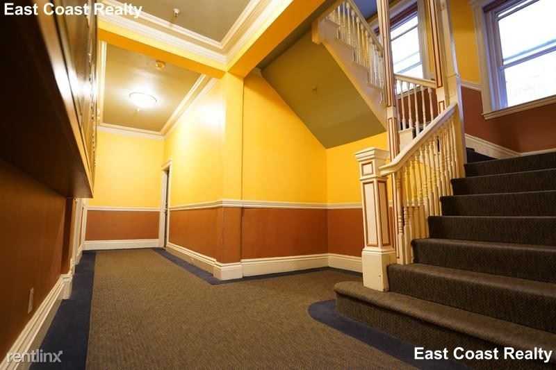 100 Queensberry St - Photo 2 of 3