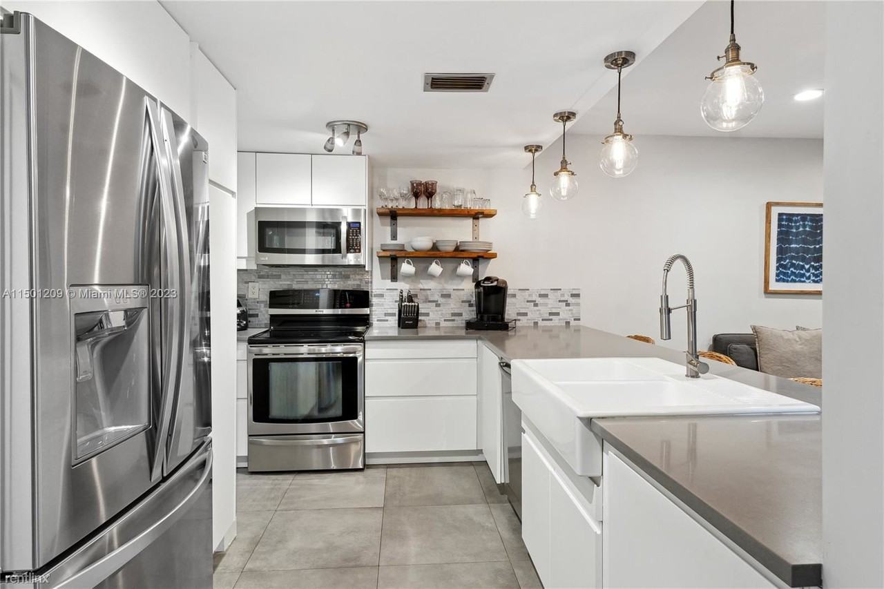 3143 Virginia St #3