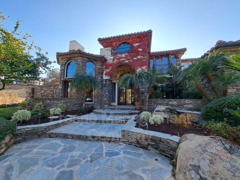 21973 Eaglemere Ln - Photo 3 of 50