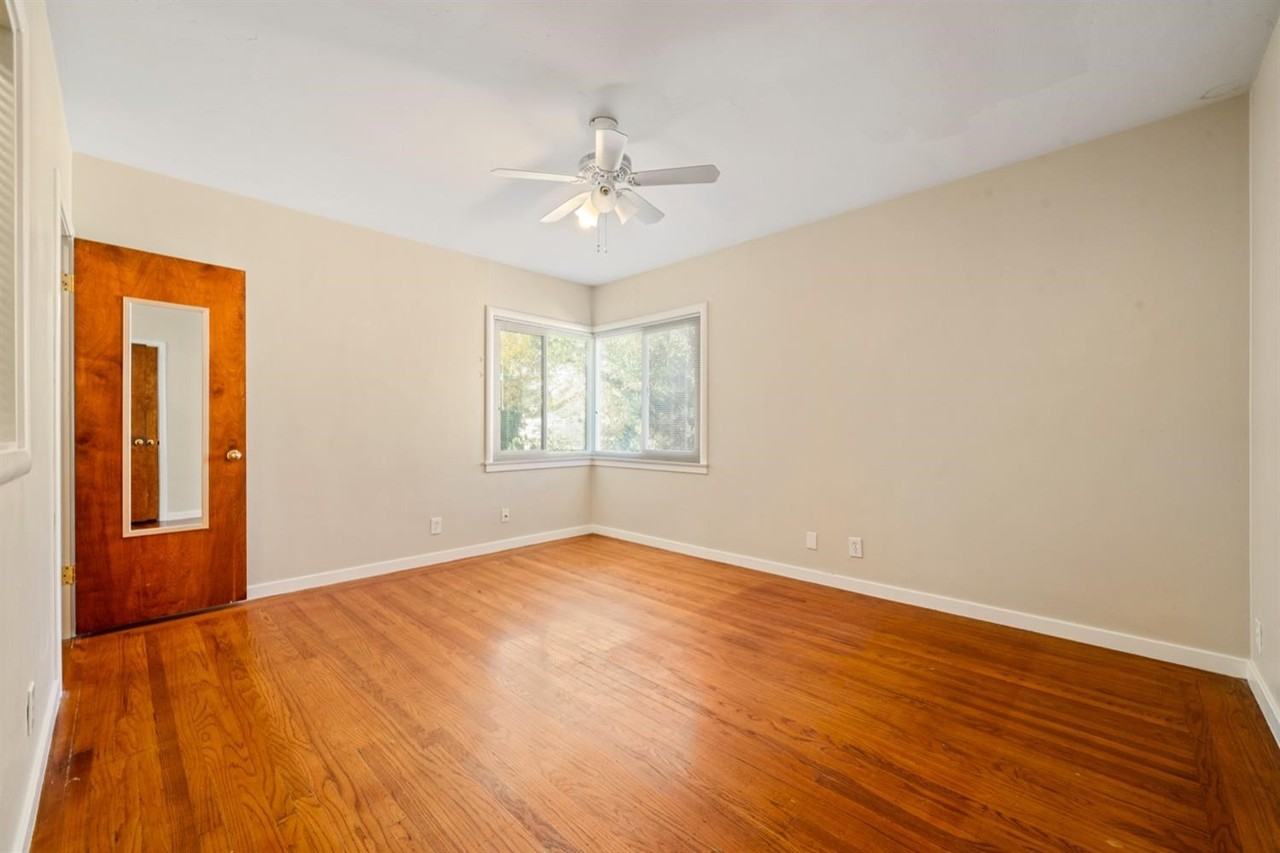 3525-29 Folsom Blvd - Photo 2 of 24