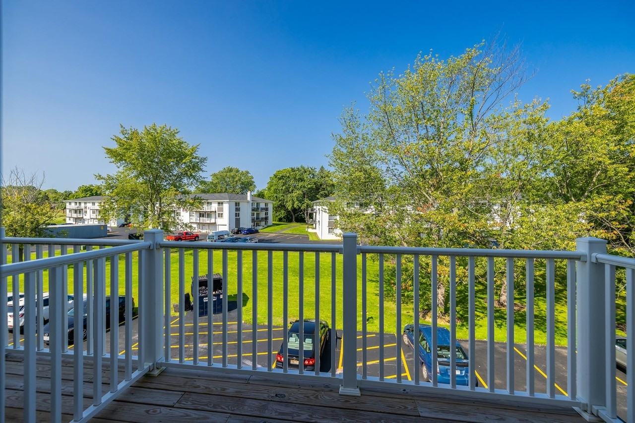 Wedgewood on the Green Apartments - Photo 6 of 38