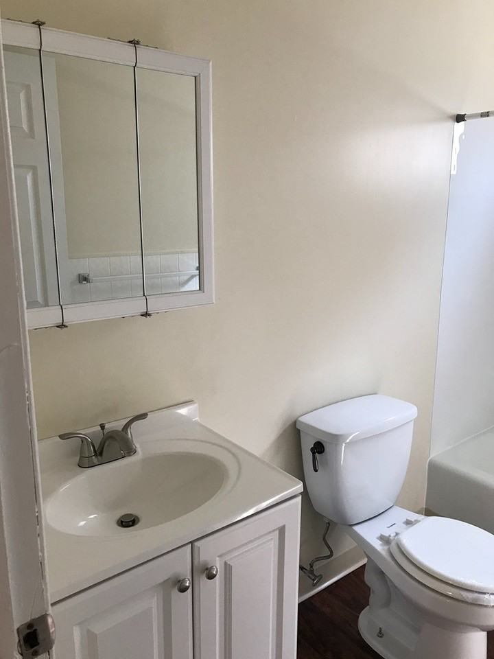 Embassy Apartments & Townhomes 4 Embassy Sq, Tonawanda, NY 14150 Zumper