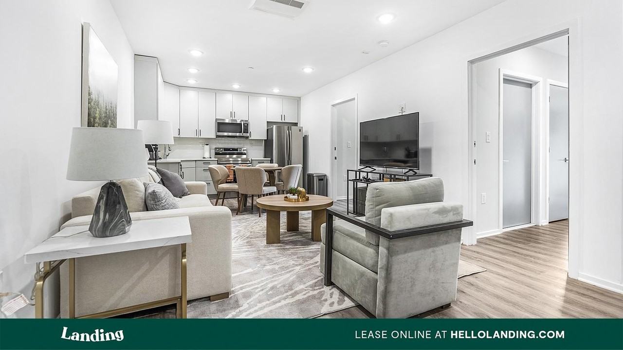 4419 Ludlow St - Photo 4 of 47