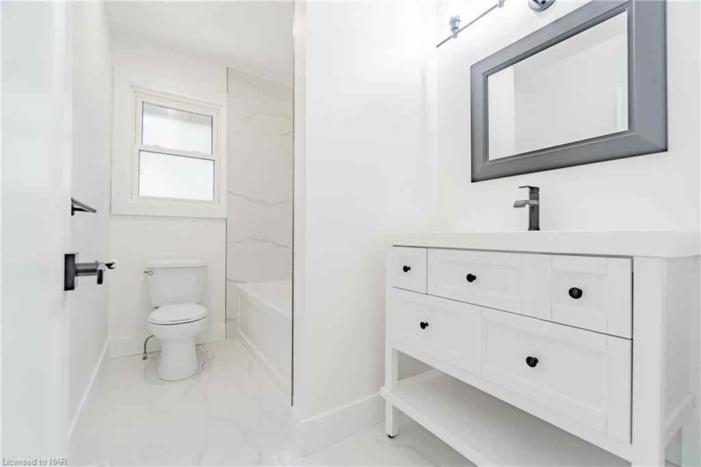 5920 Silverwood Crescent - Photo 2 of 4