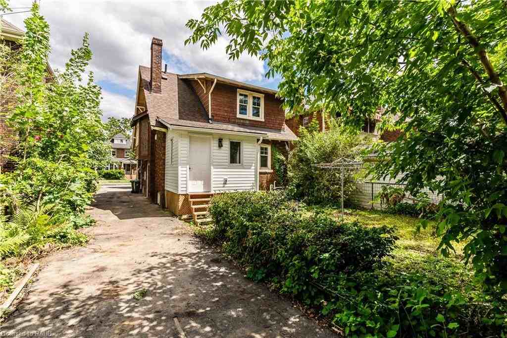 45 Dalewood Crescent #1 - Photo 2 of 6