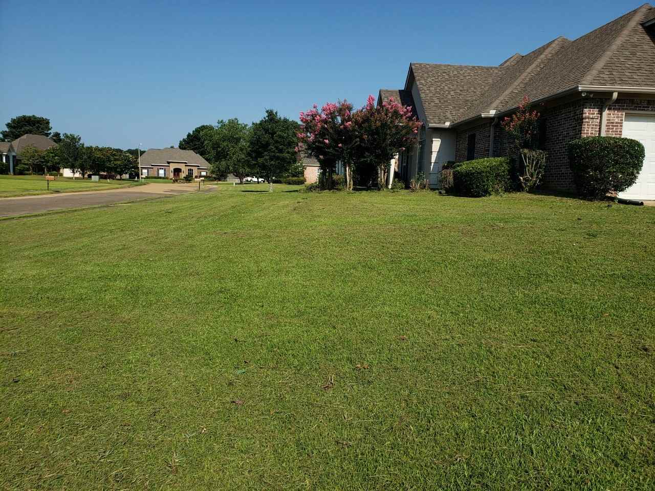 2008 Brookstone Pl #2008 - Photo 2 of 13